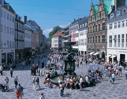 Stork Fountain in Amagertorv, Stroeget by Ted Fahn-VisitDenmark